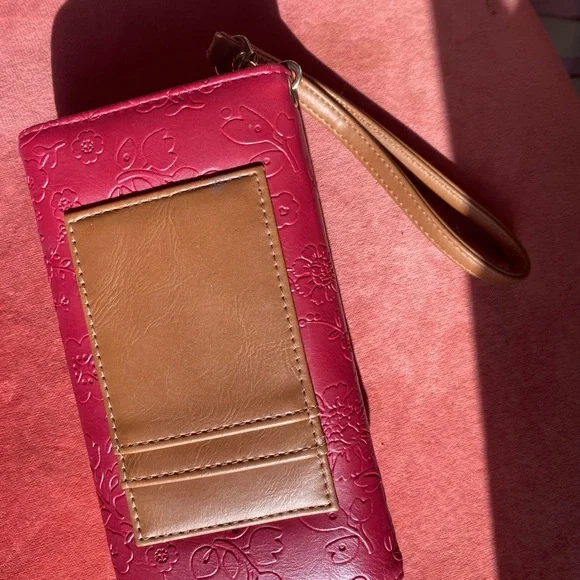 Stone Mountain Elegant Floral Embossed Red Wallet Wristlet - Picture 3 of 7